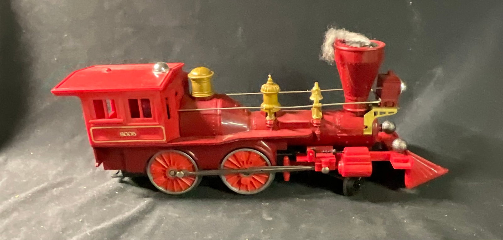 Large Scale 4-4-0 Steam Locomotive No. 8005