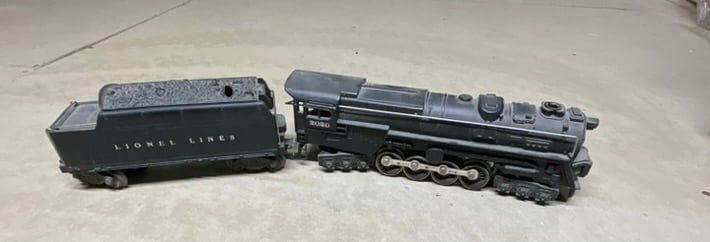 Lionel No. 2020 O-Gauge 6-8-6 Steam Turbine Locomotive and No. 6466WX Whistling Tender