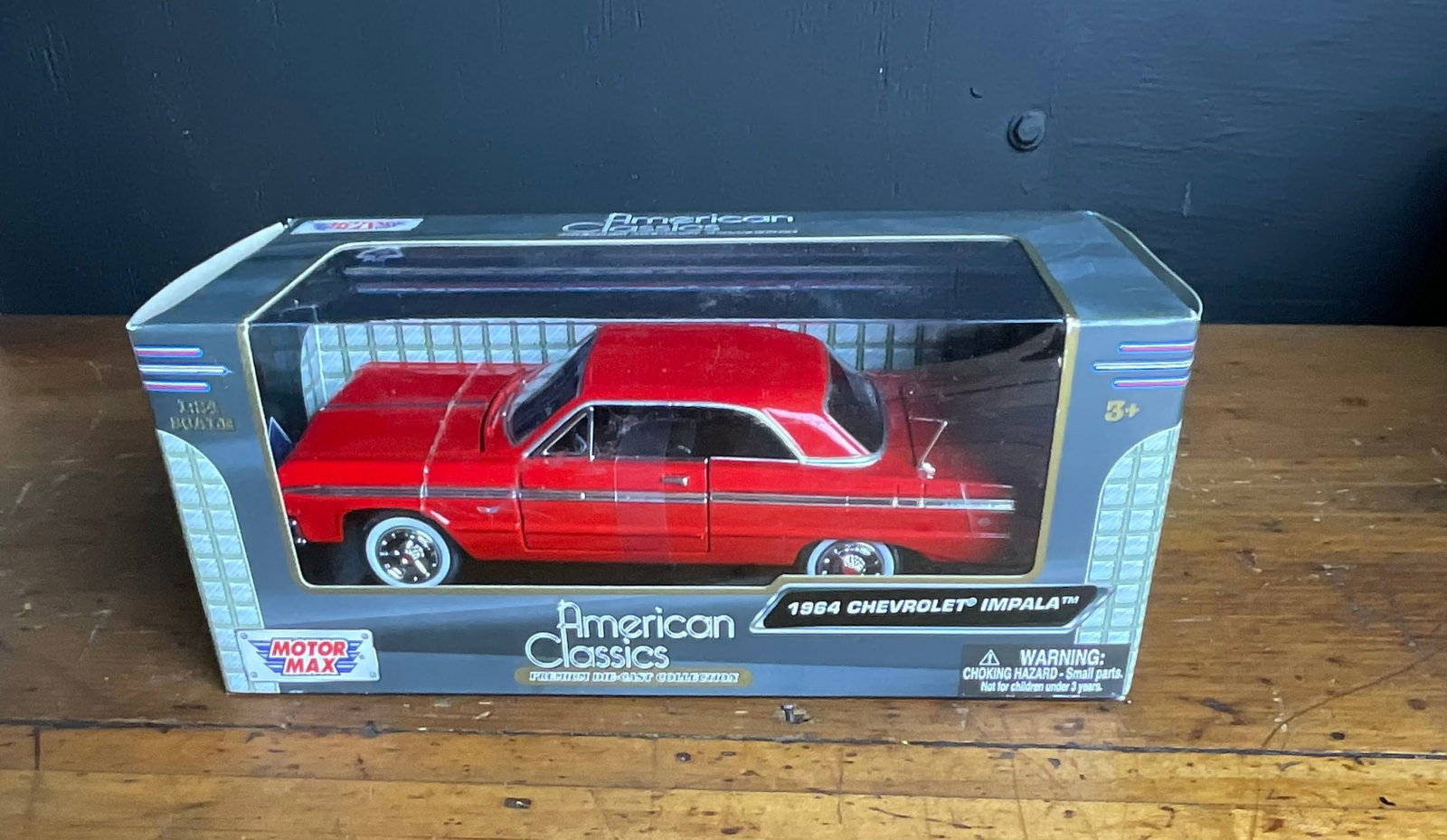 Motor Max American Classics 1/24 Scale 1964 Chevrolet Impala