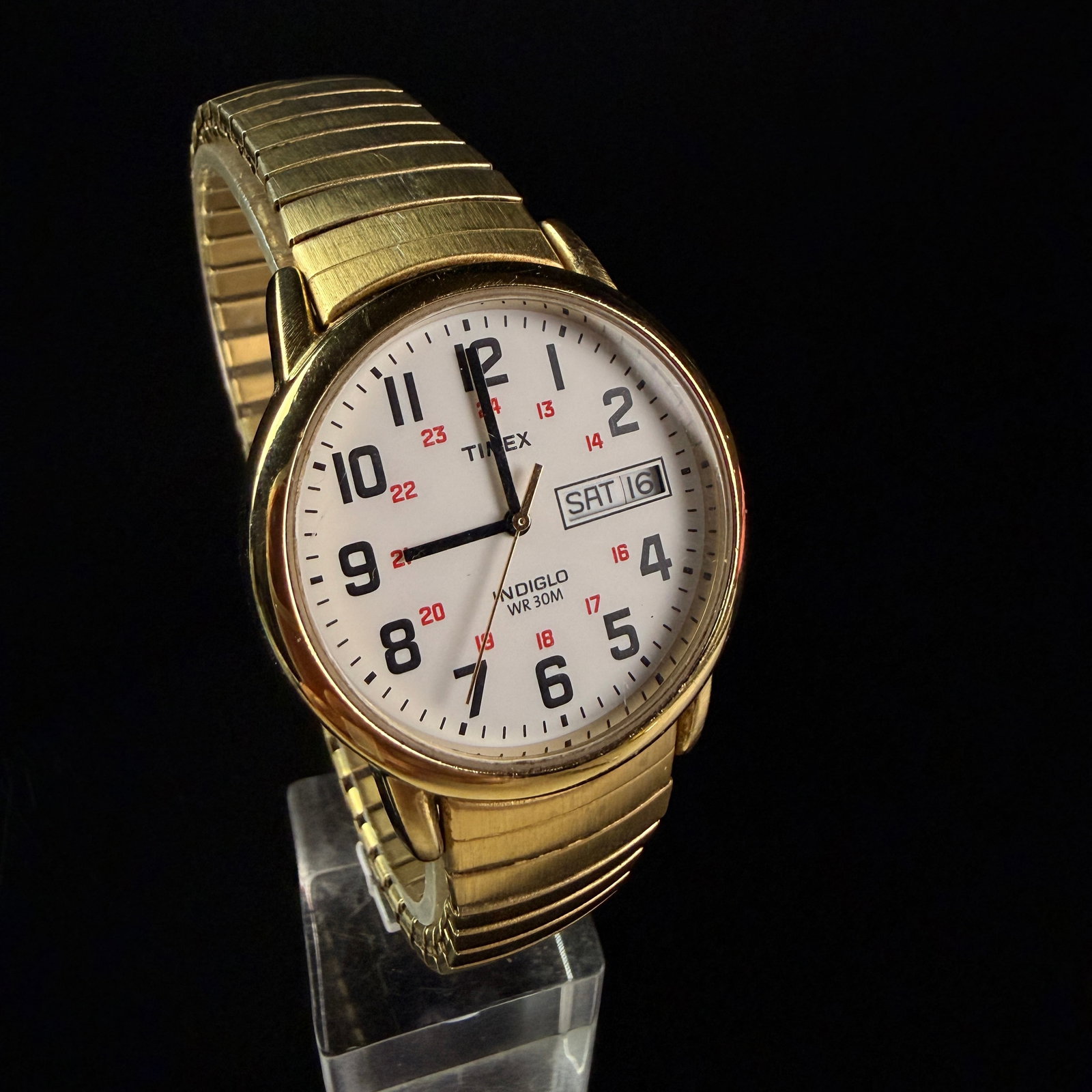 Timex Men's Indiglo Easy Reader Day-Date Quartz Wristwatch T20471 (1 of 8)