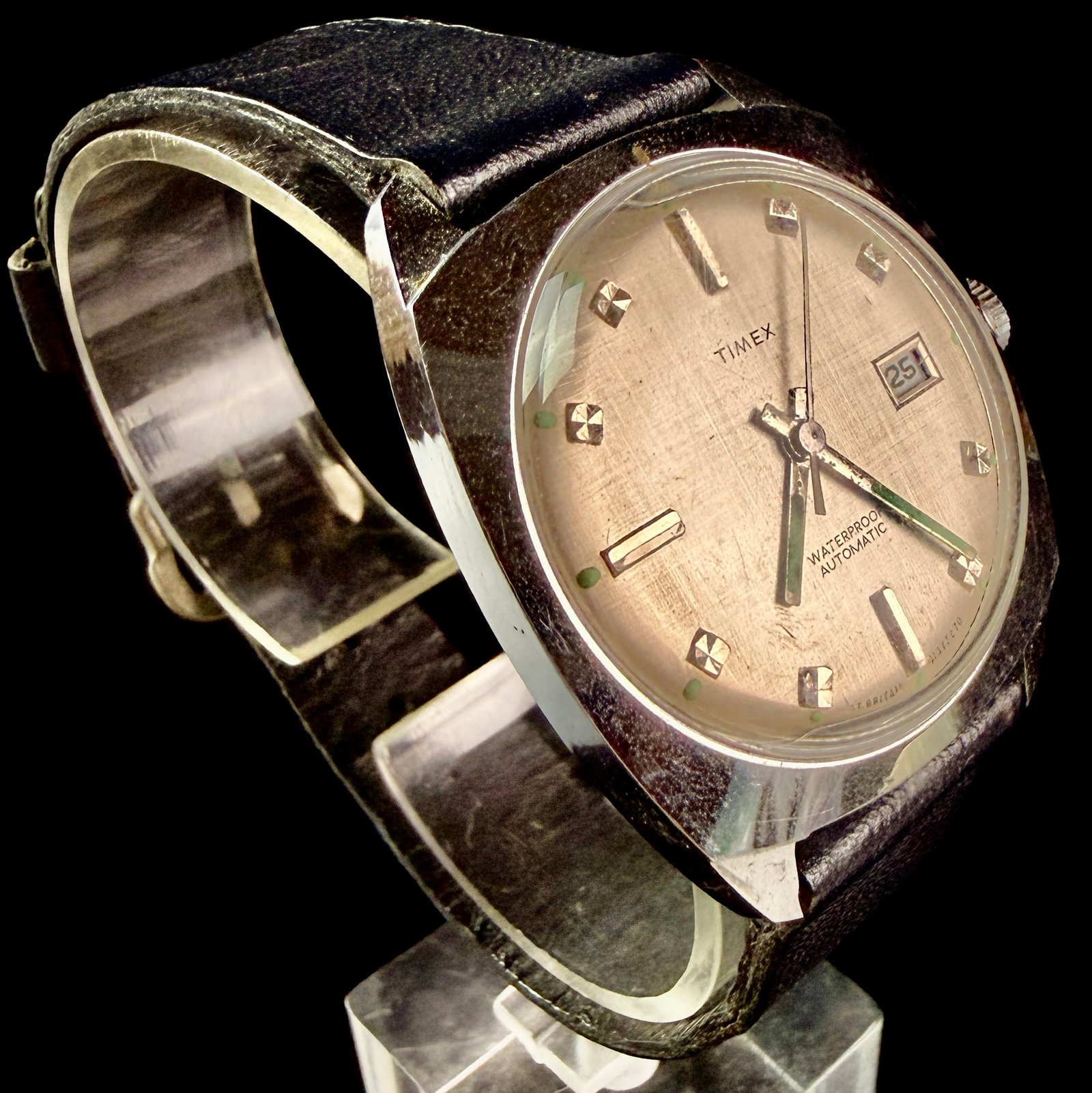 1970 Timex Viscount Automatic Date Wristwatch Reference 41373270 (1 of 9)