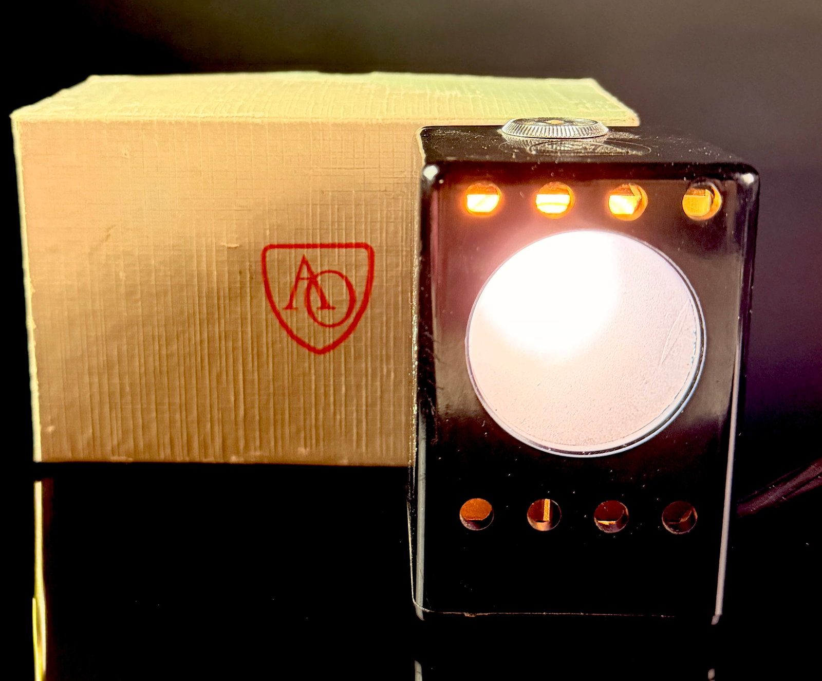 American Optical Company Model 385-A Microscope Substage Lamp with Original Box (1 of 11)