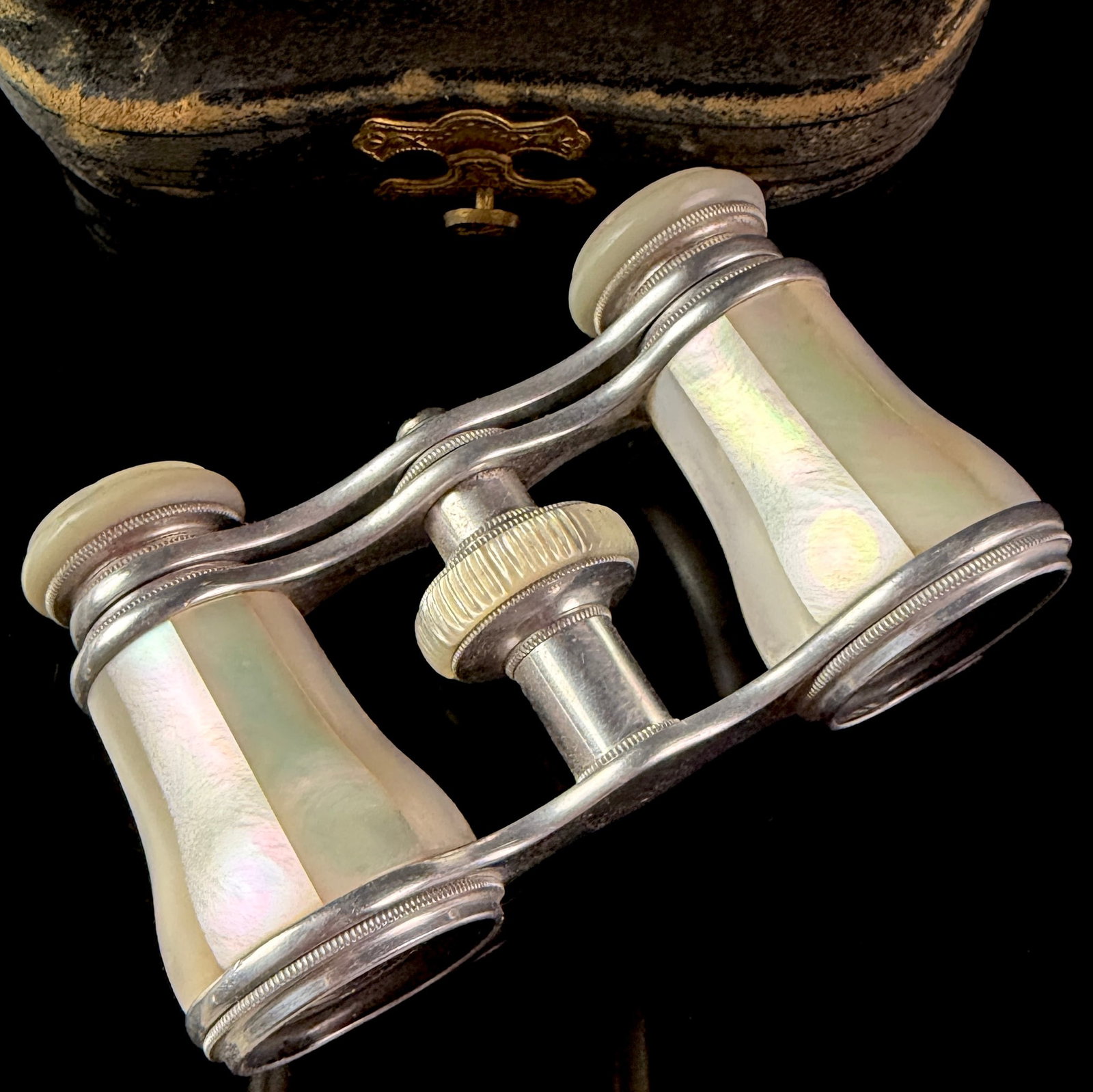 A Pair of Victorian Mother-of-Pearl and Silver-Toned Metal Opera Glasses with Original Fitted Case (1 of 7)