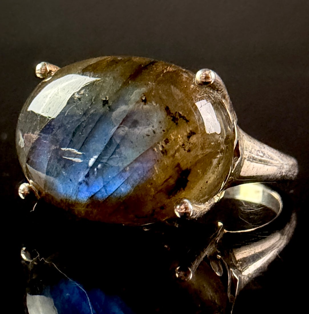 Annabella Limited Edition Labradorite Sterling Silver Ring (1 of 8)