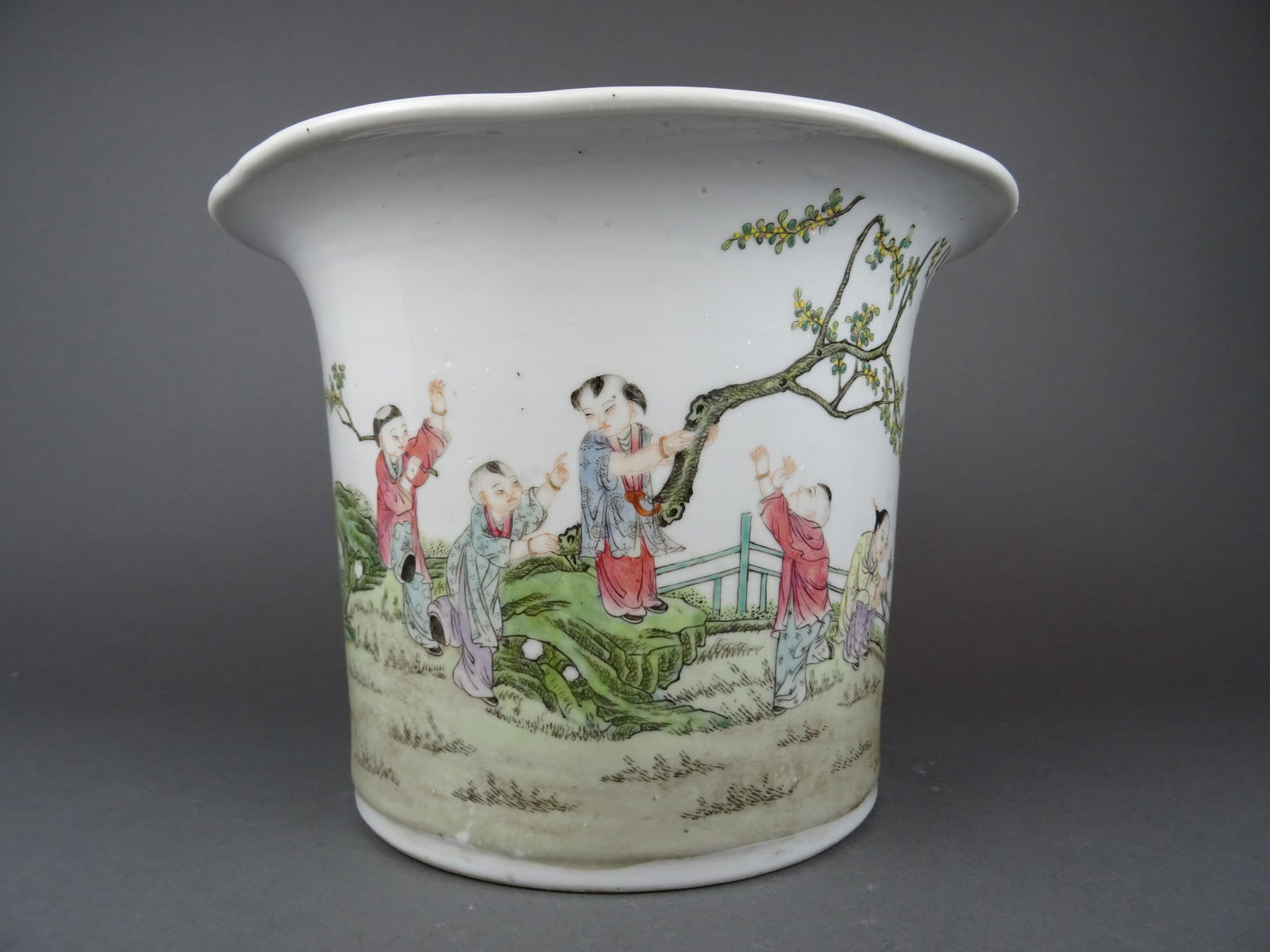 Famille rose pot (1 of 6)