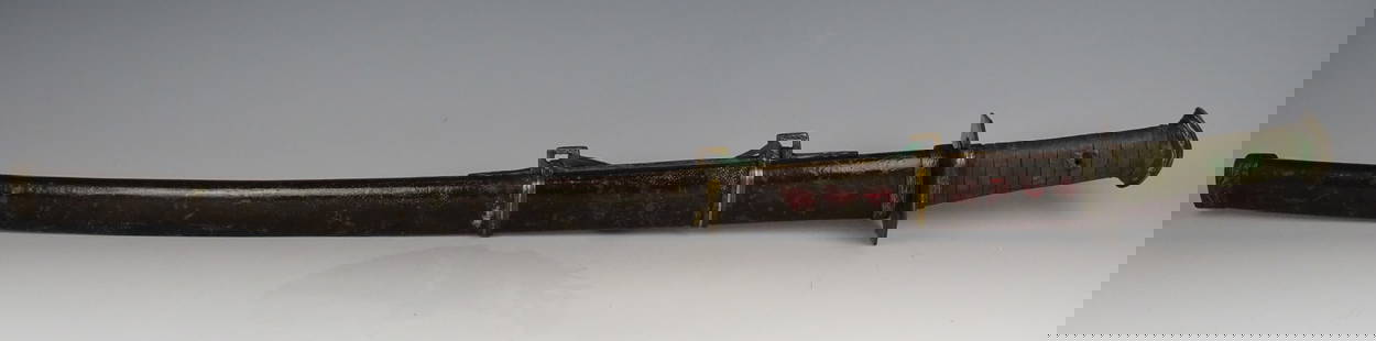 Metal sword: Chinese metal sword with sheath - Marked Ca. 1900. Length 87 cm. Good condition. Some traces of use.