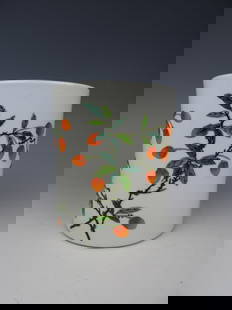 Porcelain brush pot: Chinese porcelain Wucai brush pot with flowers - Daoguang mark. 19th century. Height 13 cm Diameter 13cm. In good condition.