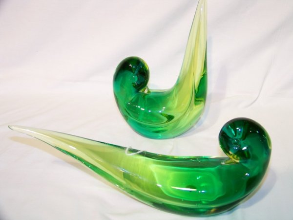 Pair Vintage Italian Art Glass Green Love Birds