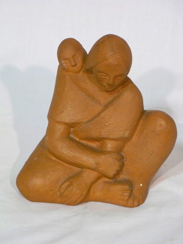 Amanda Maria Crowe ( 1928 ) South West Pottery Fig: Amanda Maria Crowe ( 1928 ) South West Pottery Figure of Indian Mother and child. app. 5 1/4" tall and app. 5" wide made out of terrcotta. Signed on base.