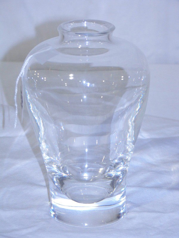 Vintage Signed Stuben Art Glass Vase: Vintage Signed Stuben Art Glass VaseStands app. 7 1/4" tall and app. 4 1/2" wide.