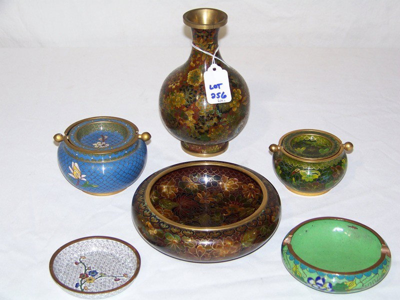 6 Pcs. of Vintage Chinese Cloisonne Vase Trays & O: 6 Pcs. of Vintage Chinese Cloisonne Vase Trays & Others. Has a small ashtray & bowl stamped China on base, 2 larger ashtrays, a 6" bowl and a 6 1/2" vase ( has small ding ).