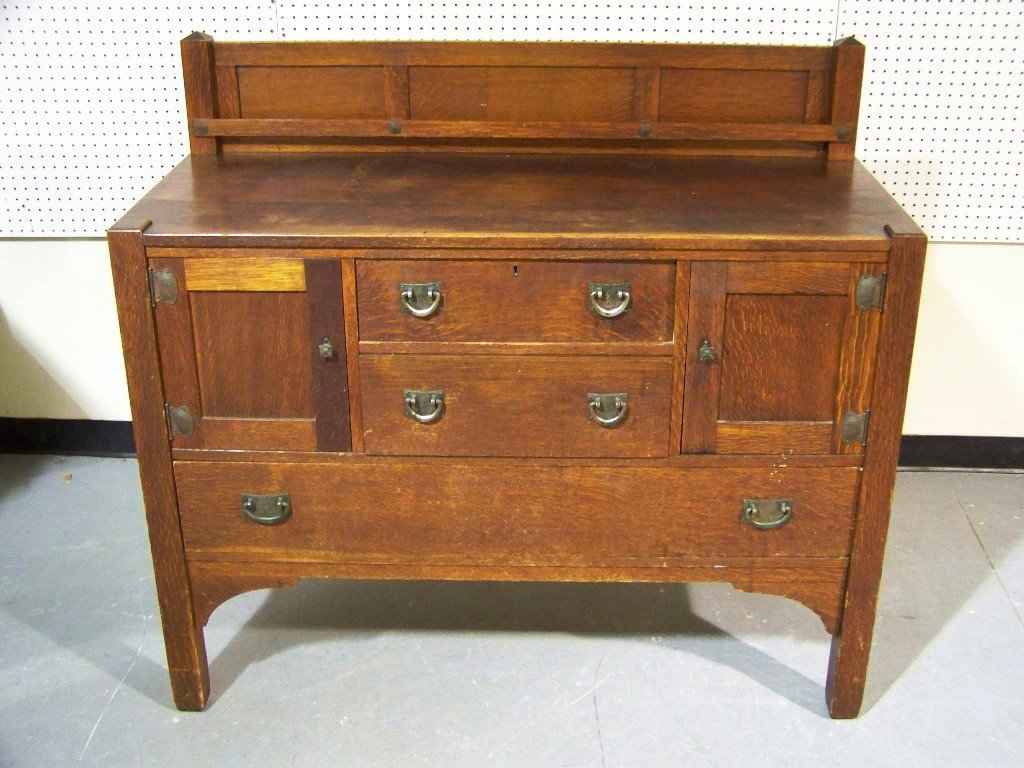 Great Stickley Brothers Mission Oak Sideboard w/P: Great Stickley Brothers Mission Oak Sideboard w/Plate Rack.Has 2 drawers above one large drawer and two cabinet doors. Has plate rack #6870 1/2. Sideboard is numbered 6870 with all original hand hamme