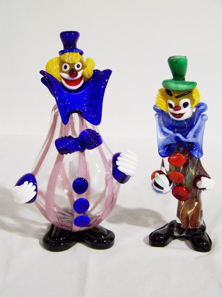Pair of Large Murano Art Glass Clowns: Pair of Large Murano Art Glass Clowns.Great pair of Clowns with the largest being app.11" tall and smaller one is app.9 1/2" tall holding a ball.
