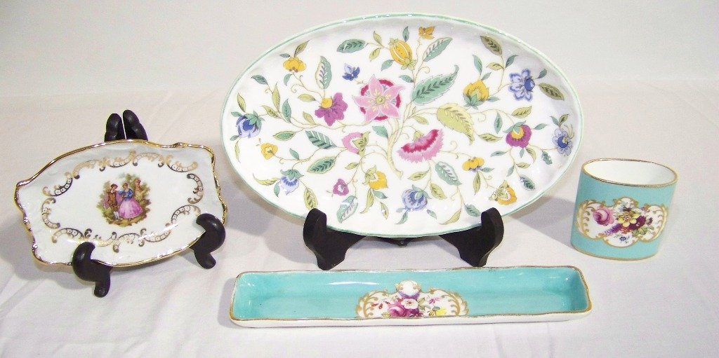 4 Vintage English Porcelain Pcs. Hammersley,Minton & Li: 4 Vintage English Porcelain Pcs. Hammersley,Minton & Limoges,Group has 2 matching Hammersley pcs,a oval Minton tray 8 1/2" long and a small Limoges dish.