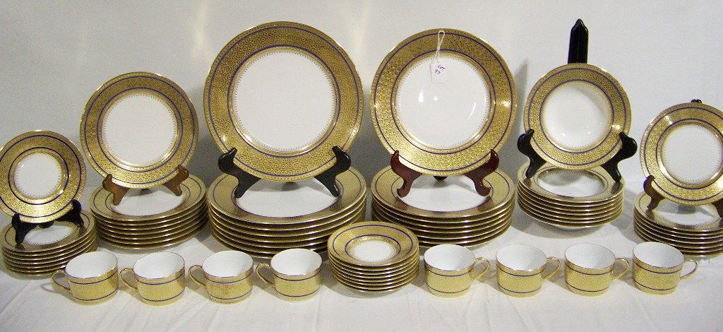 Fine Raynaud & Co. Limoge "Byzance Pattern" China For 8: Fine Raynaud & Co. Limoge "Byzance Pattern" China For 8. Great set with blue on gold pattern. Set is in like new condition. Set has: 8 - 11 3/4" Chargers 8 - 10 3/4" Dinner Plates 8 - 8 1/8" Soup Bowl