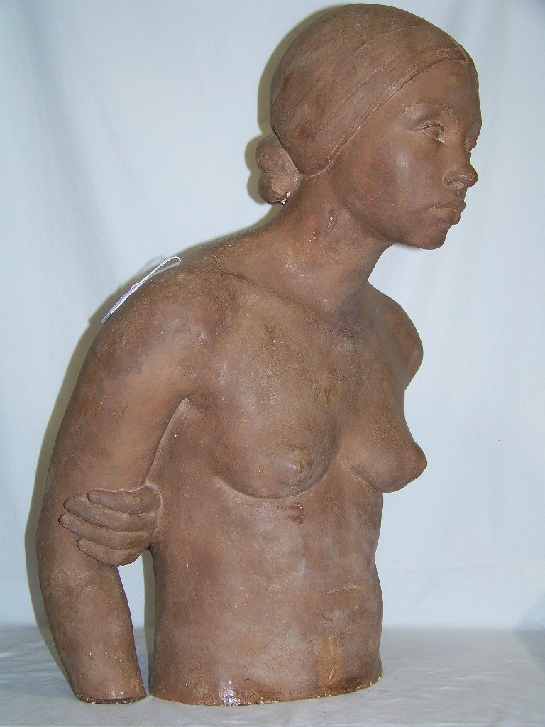Harry Rosin(Amer.1897-1973) Nude Female Sculpture: Harry Rosin(Amer.1897-1973) Nude Female Sculpture. Great sculpture signed Rosin & dated 1931, of a Native Negro female.Stands 26 1/2" tall, 17" wide and 17" deep.Very life like.Made from plaster and a