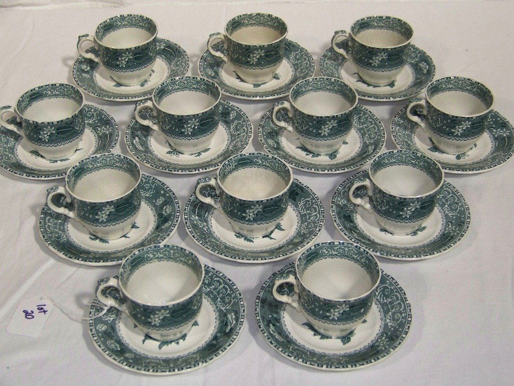 12 Vintage Copeland Spode's "Camilla" Cups & Saucers: 12 Vintage Copeland Spode's "Camilla" Cups & Saucers. Great set of twelve,Saucers are 4 3/4" across and cups are 2 1/4" tall. K&M Auction does not ship.We will only give a shipping quote on items that