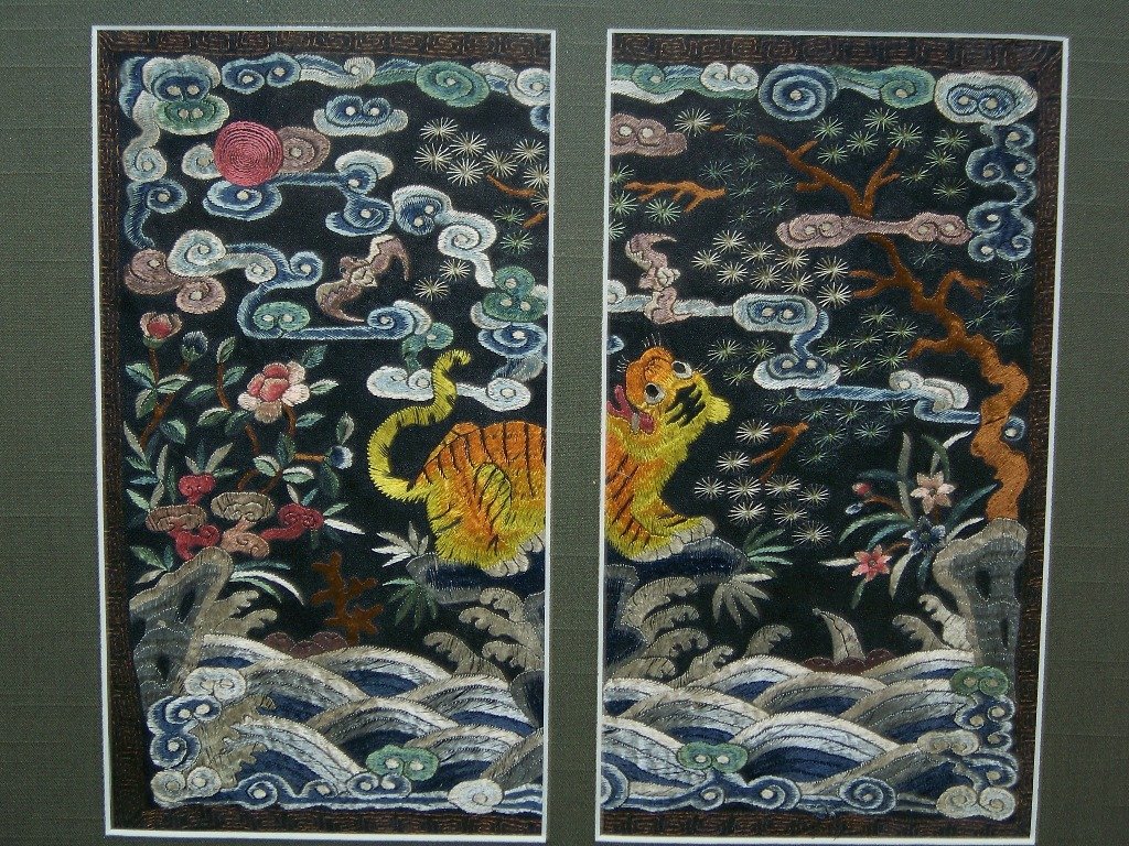 Vintage Chinese Framed Embroidery w/ Tiger & Bat's: Vintage Chinese Framed Embroidery w/ Tiger & Bat's. Embroidery is app.12 1/4" x 11" tall.Frame is 25 1/2" x 22" tall.