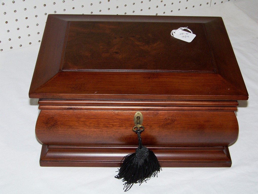 Fine Mahogany Inlaid Jewelry Casket by Bombay Co.: Fine Mahogany Inlaid Jewelry Casket by Bombay Co..Great Jewelry box with lock and key,on lid there is space for 4-2"x3" pictures and mirror to center.Box is 14 1/2" long,19 2/3" deep and app.8" tall.