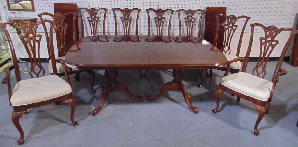 Mahogany Inlaid Banded Double Pedestal Table w/8 Chipp: Mahogany Inlaid Banded Double Pedestal Table w/8 Chippendale chairs.6 side chairs and 2 arm chairs.Table has two 15" leafs. Table is app.29 1/2" tall,43" wide and 67" long without leafs.Chairs are 42"