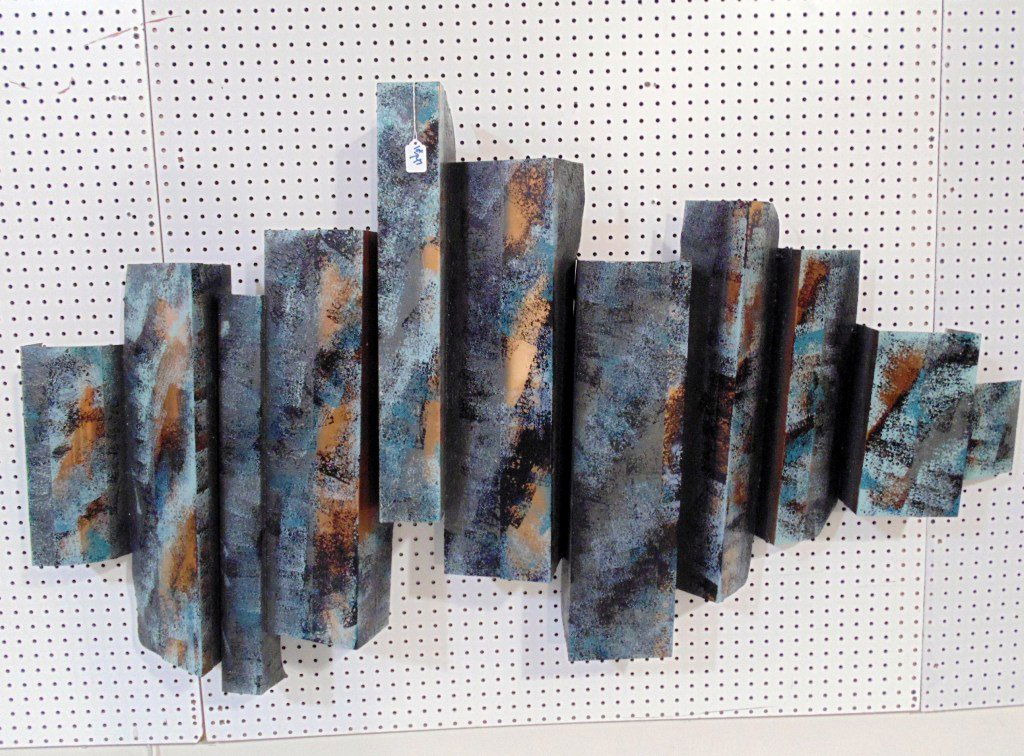 Large Mid C. Modern Wall Sculpture,Curtis Jere Stytle: Large Mid C. Modern Wall Sculpture,Curtis Jere Style.Wall sculpture is app.5'1" long and 36" tall and app.6" deep.Made of a painted metal.