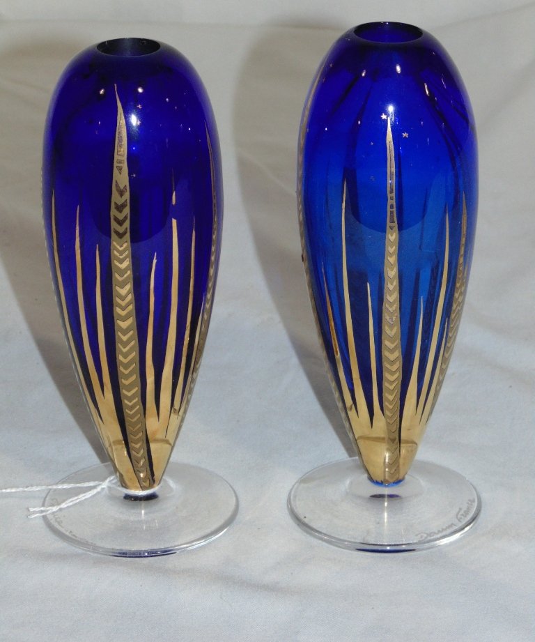 PAIR DAUM FRANCE ART DECO STYLE VASES: PAIR DAUM FRANCE ART DECO STYLE VASES. Great pair of 7" vase in a Art Deco style.Each signed on base DAUM FRANCE and one with BB on base. THIS ITEM BEING RE SOLD FOR NON PAYMENT FROM: Richard Stone AK