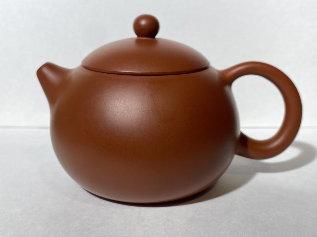 Chinese Yixing Clay Teapot (1 of 6)