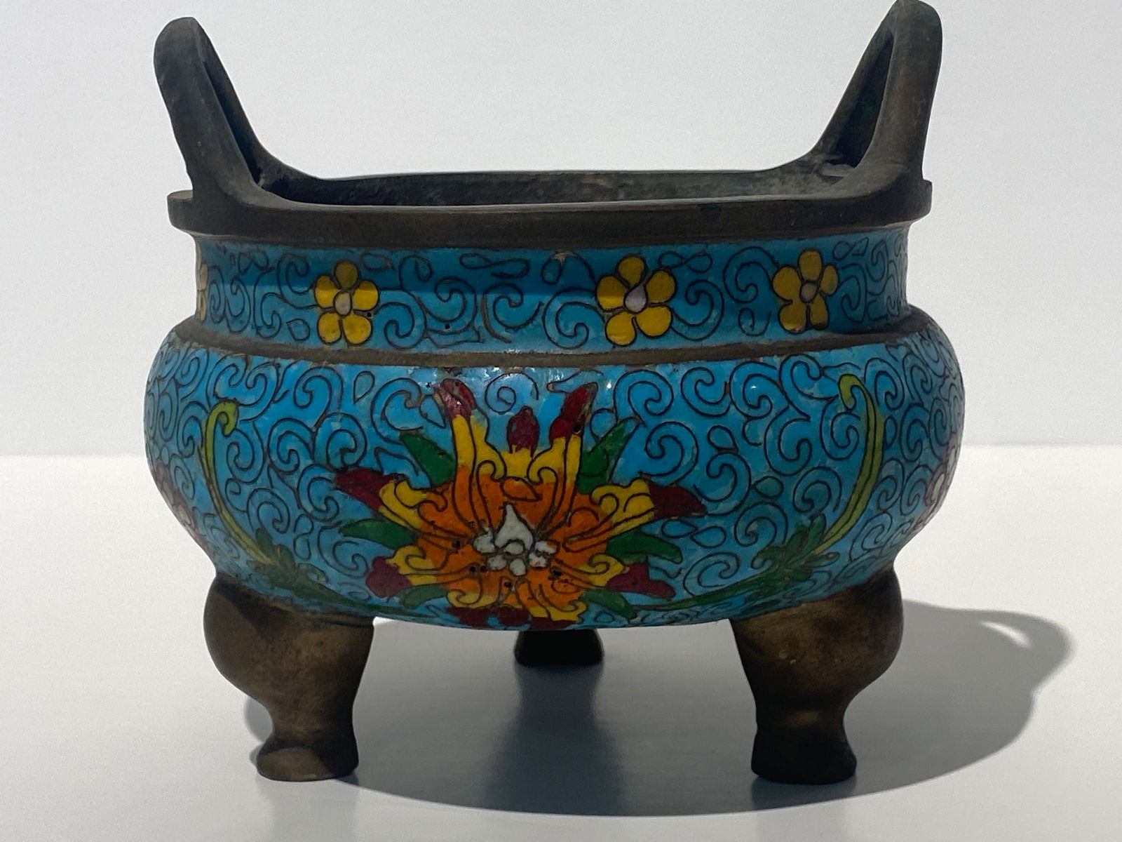 Chinese cloisenne Censer with mark (1 of 5)