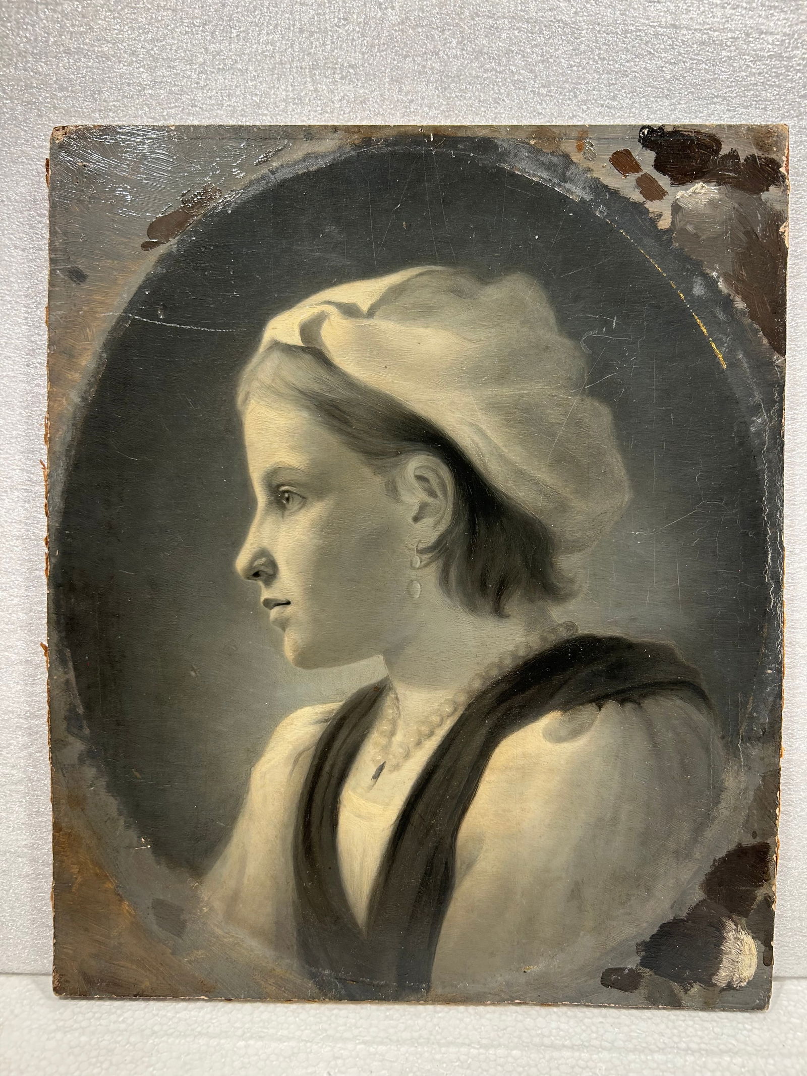 Amazing antique oil painting of woman: Amazing antique oil painting of woman —-11” x 13”Oil on panel..