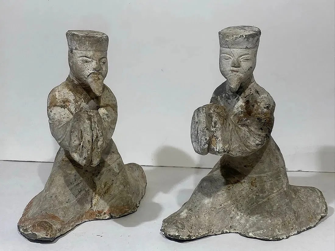 Chinese Tang Dynasty Pottery figures (1 of 3)