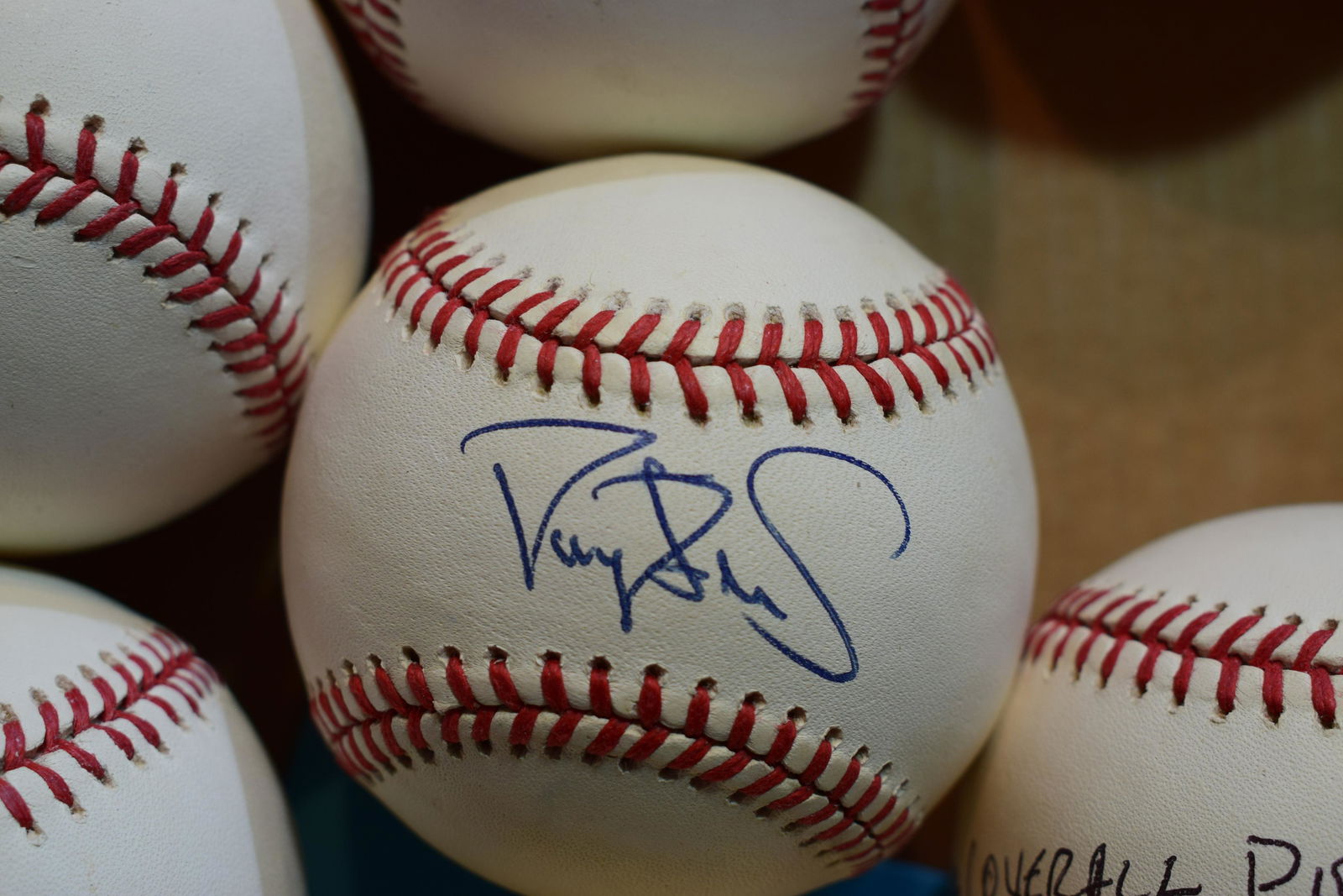 #1 draft pick Darryl Strawberry signed baseball (1 of 1)