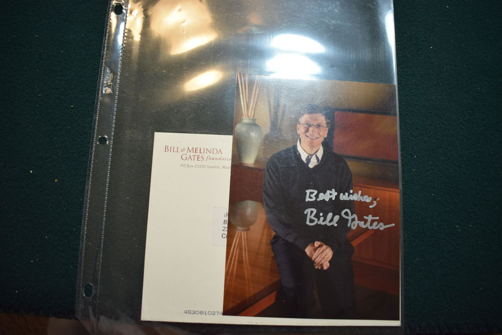 Bill Gates signed 6x8 photo w envelope MICROSOFT (1 of 1)