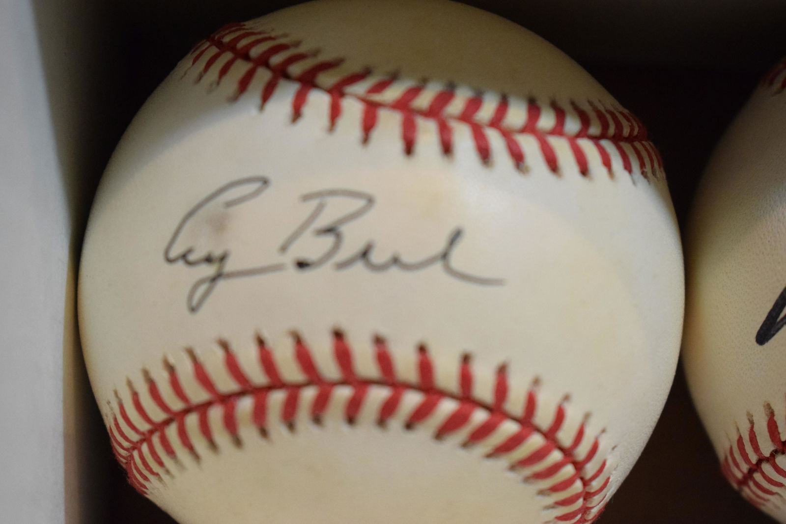 President George HW Bush SIGNED baseball (1 of 1)