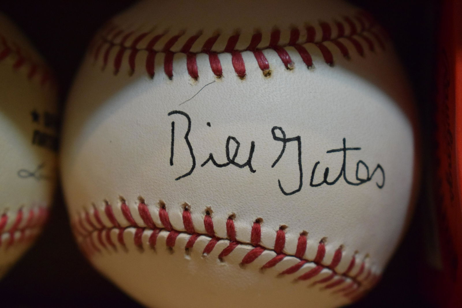 Microsoft CEO Bill Gates SIGNED baseball w COA (1 of 1)