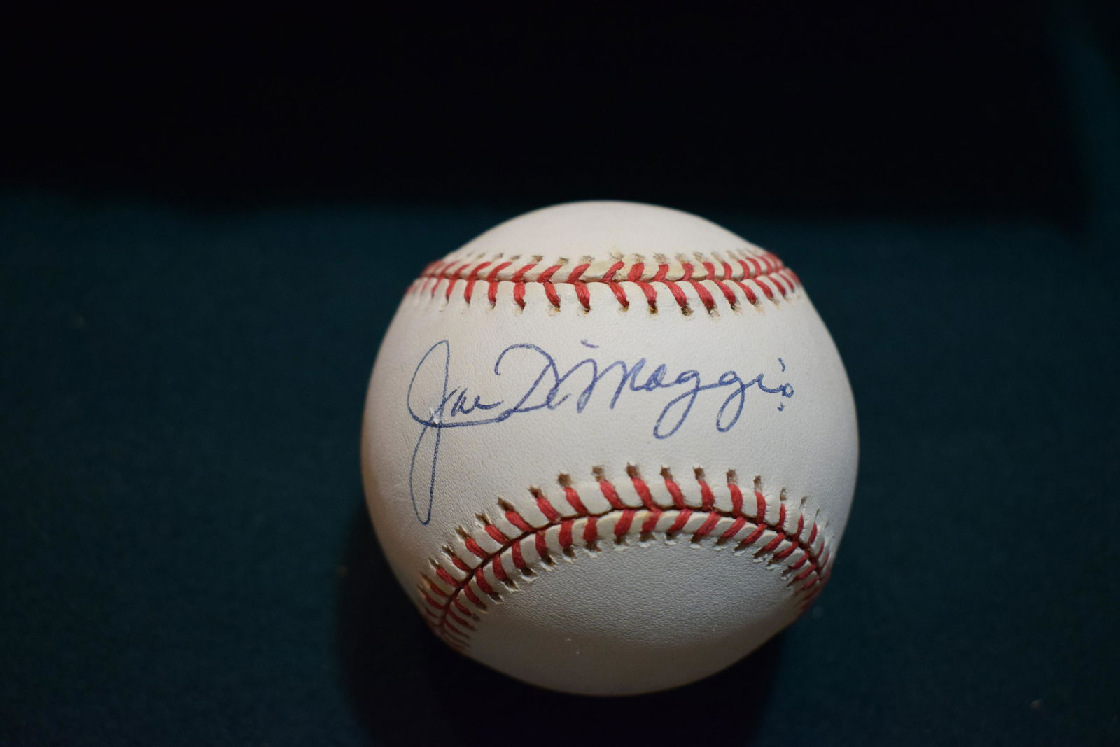 Joe DiMaggio signed baseball w COA (1 of 2)