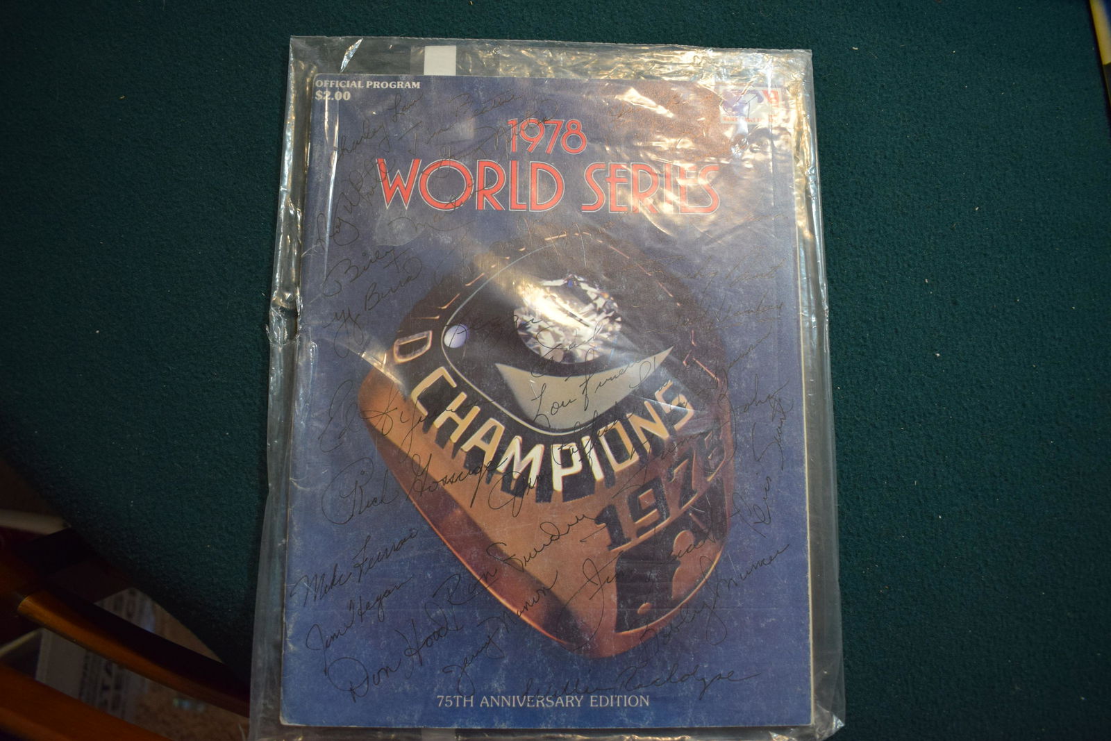 1978 Yankees World Series program signed by team w Munson – some likely clubhouse (1 of 2)