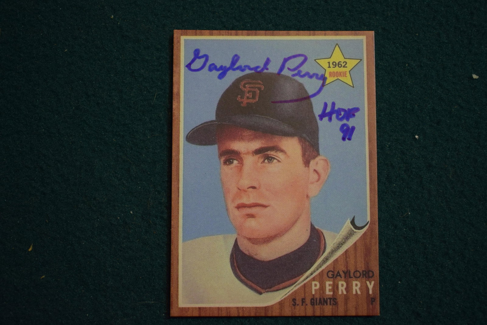 1962 Topps #199 Gaylord Perry signed rookie reprint (1 of 1)