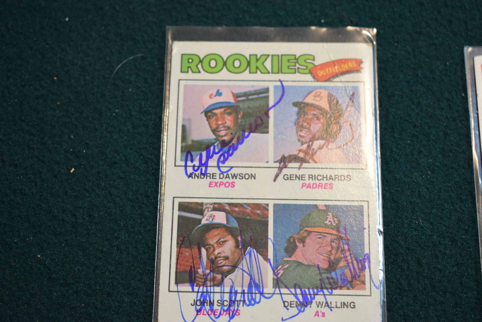 1977 Topps signed Rookie outfielders, Andre Dawson by all 4  (1 of 1)