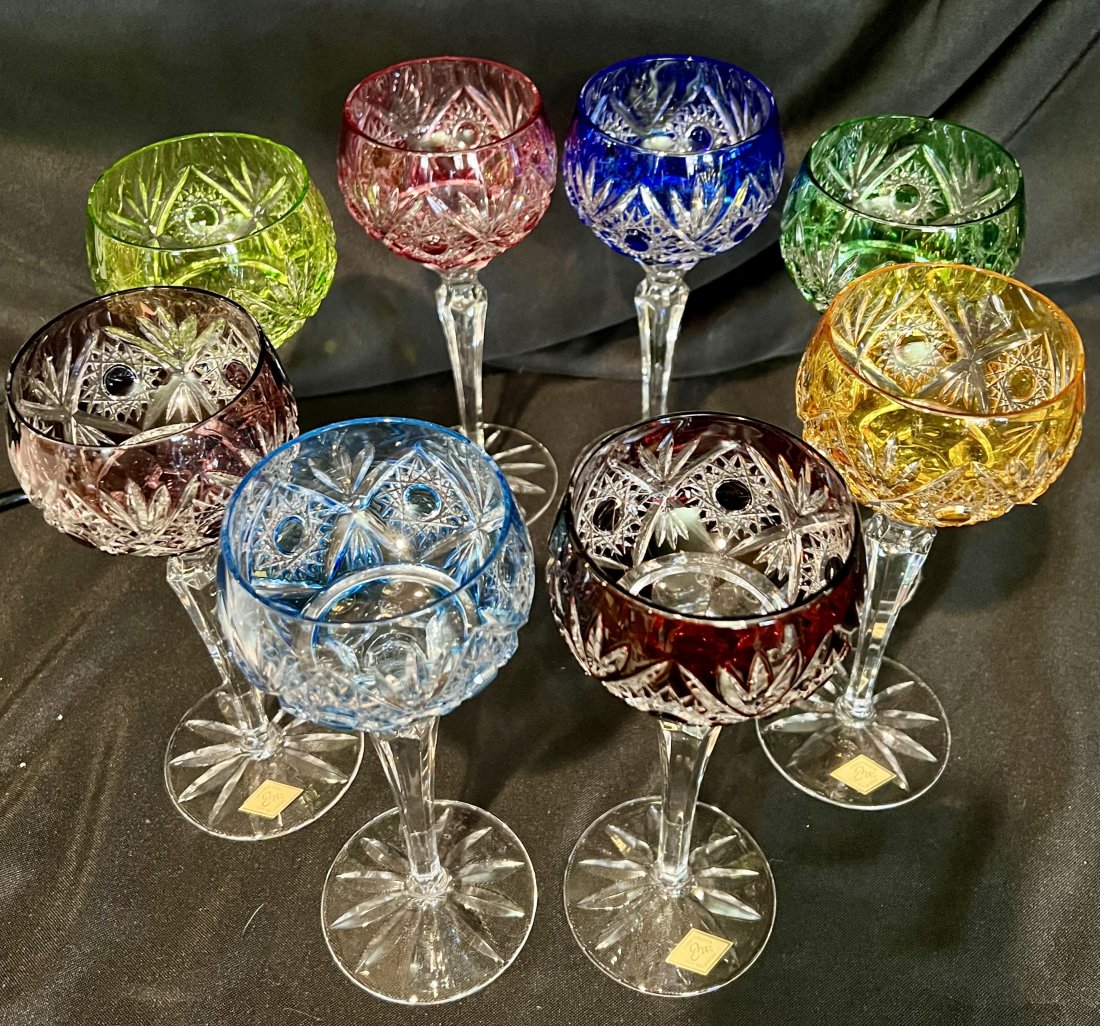 BRILLIANTLY STYLED HANDGESCHLIFFEN 24 LEAD CRYSTAL COLORED GOBLETS: These Val St. Lambert Style Vintage Mixed Set of Eight (8) Cut to Clear 24% Lead Crystal Wine Stem Goblets from HANDGESCHLIFFEN are IMPECCABLE. They are Side Faceted with a Toothed Stem, and Colored O
