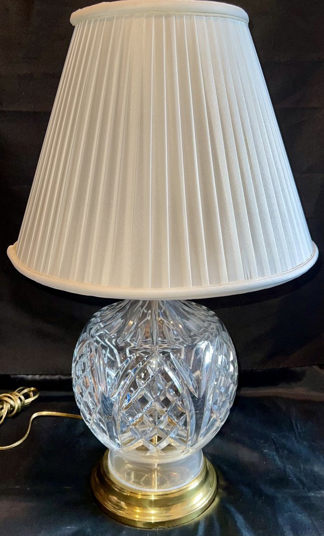 Brilliantly Crafted Waterford Crystal Hand Cut Lamp