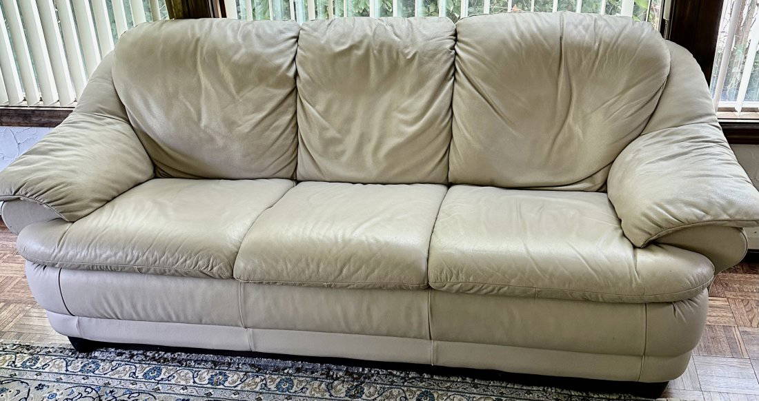 Sumptuous Natuzzi Leather Three Piece Set Of Mid Century Modern Couches