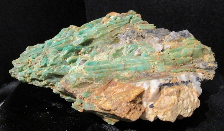 Rare Fossil Emerald Crystals Hematite Quartz Matrix (0136) on Jan 22