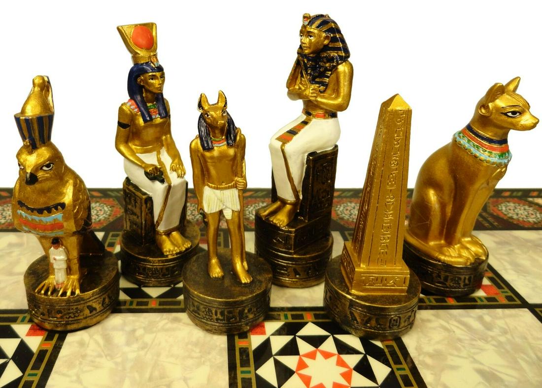 Egyptian chess set 32 pc figures resin board game art (1 of 4)