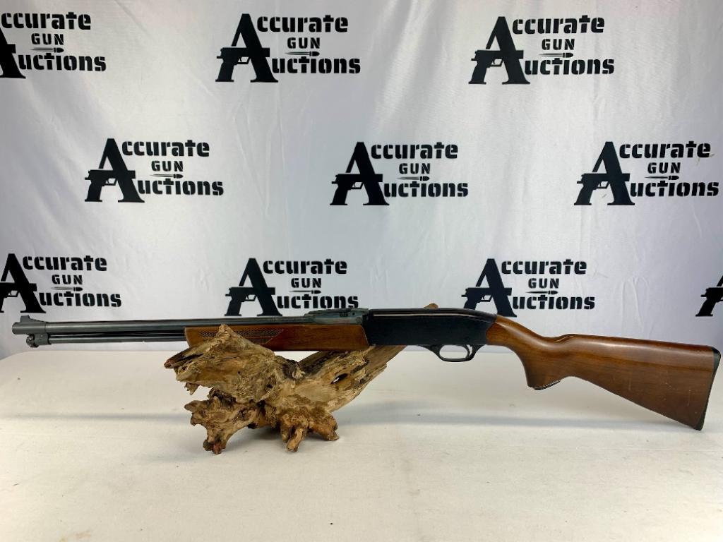 Winchester 270 22 S,L,LR: With an overall length of 49" this plinker comes with an adjustable rear sight, ramp front sight and magazine. Furniture looks great. Please see photos.