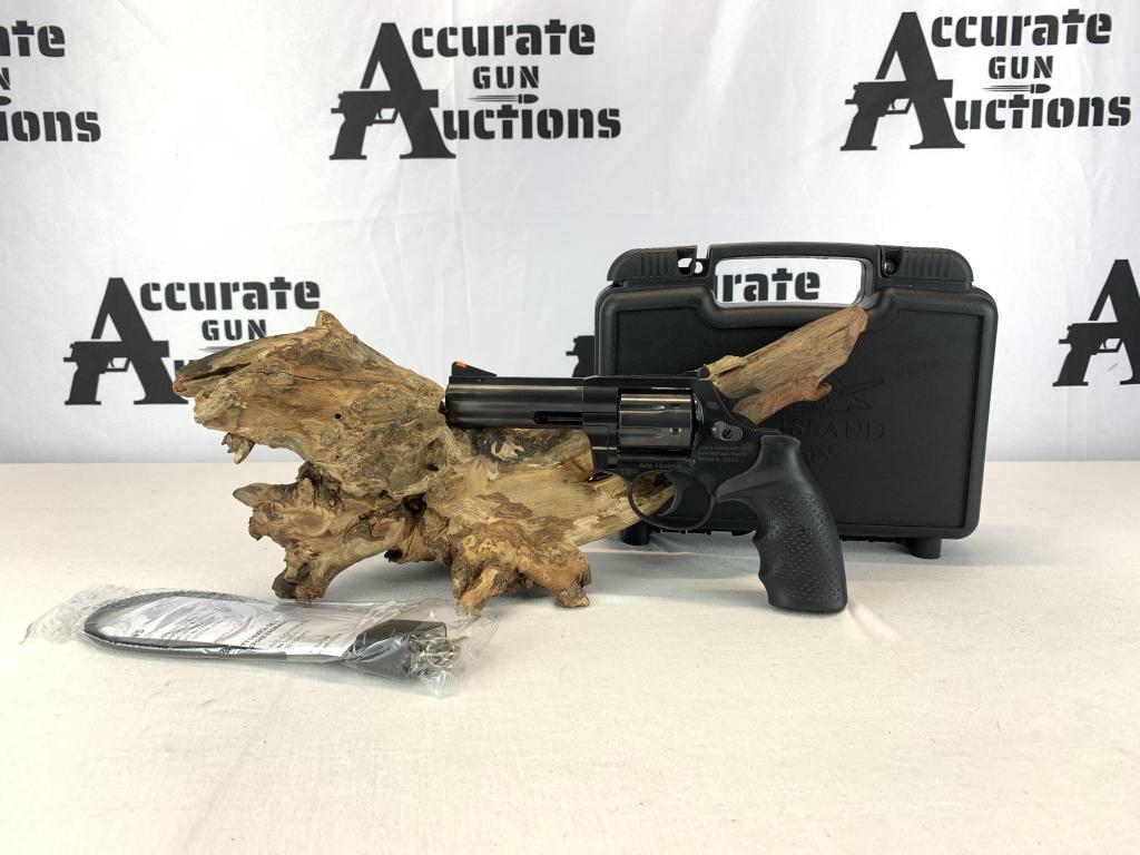 Rock Island AL22M.0 22 WMR: The AL22M features a capacity of eight rounds of .22 Mag ammunition and a durable, blued finish. The AL rimfire series revolvers also incorporate a drop safety to enhance safety for both shooters and 