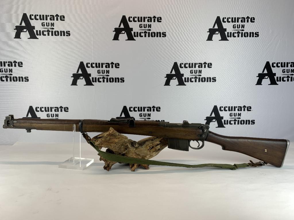 Ishapore 2A1 7.62x51: This Ishapore 2A1 is chambered in 7.62x51. This bolt action rifle has a adjustable rear sight, a sling, and a bayonet mount. Please see photos.