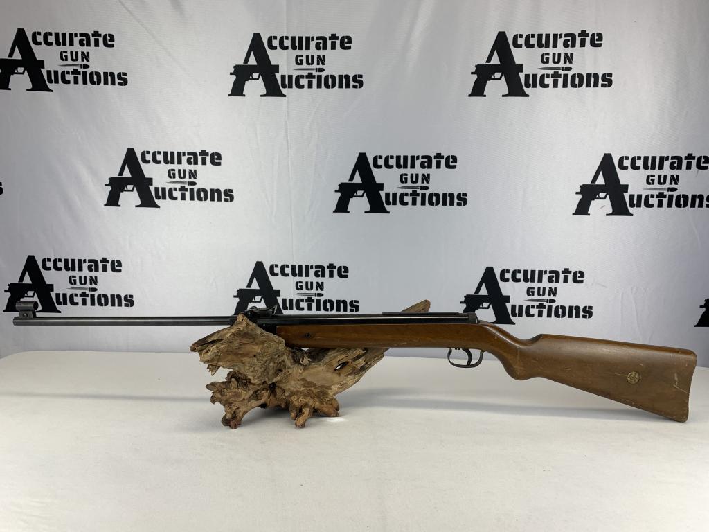 Hy-Score Mod 807 177: With an over all length of 42.25" this is a youth-oriented airgun with a long trajectory in the brand. This break barrel carbine is a must for those junior shooters who require a compact, light and ef