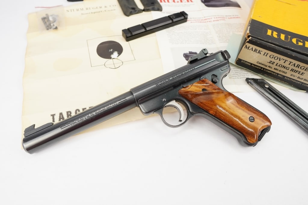 Ruger Mark II Target .22 LR: Here we have a very nice Ruger MkII Target pistol in .22 long rifle caliber. The MK II ("Mark Two") was made from 1982 to 2005. It replaced the Standard, Ruger's first model, made from 1949 to 1982, a