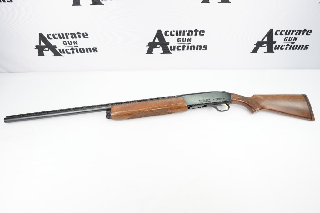 Mossberg 9200 12GA: The Mossberg 9200 series of shotguns are autoloading, gas-operated shotguns. Consistent with all Mossberg shotguns, this model series has the same ambidextrous thumb-operated safety switch positioned 