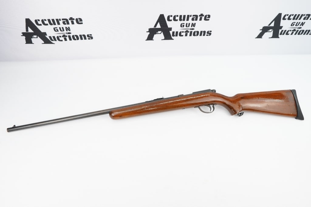 REMINGTON 514 .22 SHORT, LONG, LONG RIFLE: There is no serial number on this 514. The Gun Control Act of 1968 requires serial numbers on firearms made after its enactment. Bolt Action, Single Shot This rifle features a 24.75 inch barrel, chamb